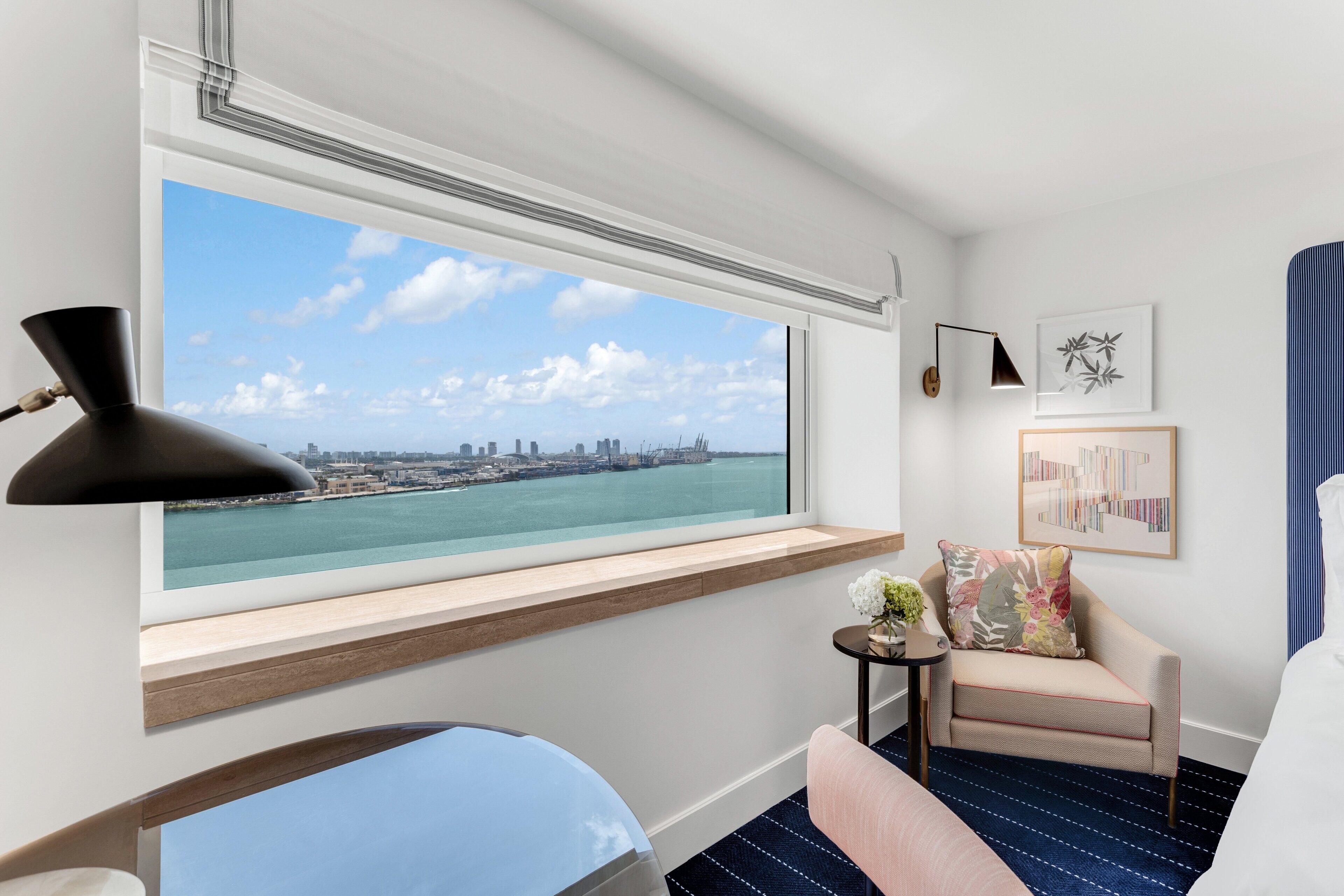 1 bedroom, premium bedding, minibar, in-room safe