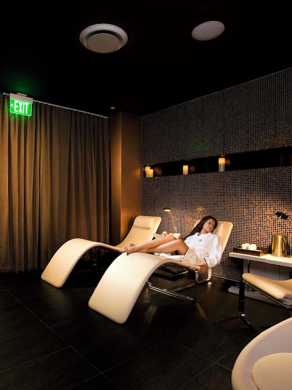 Turkish bath, body treatments, aromatherapy, facials