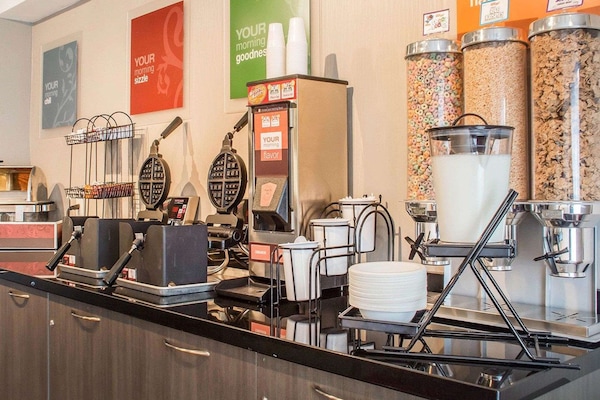 Free daily full breakfast