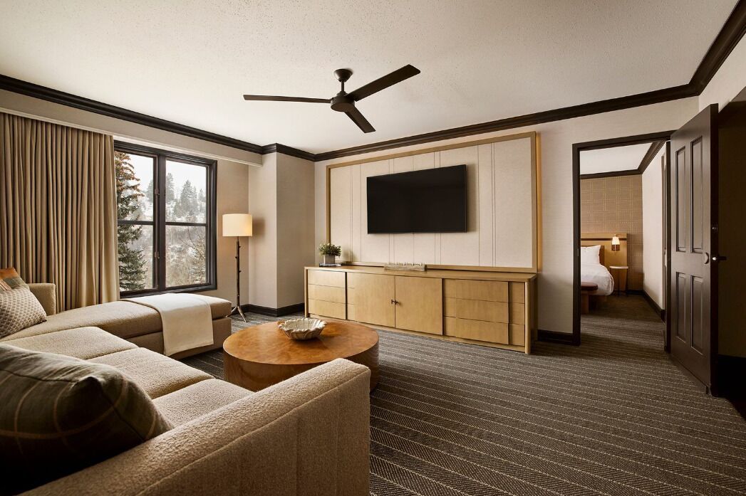 Suite (Highlands) | Oppholdsområde | Flatskjerm-TV og filmkjøp