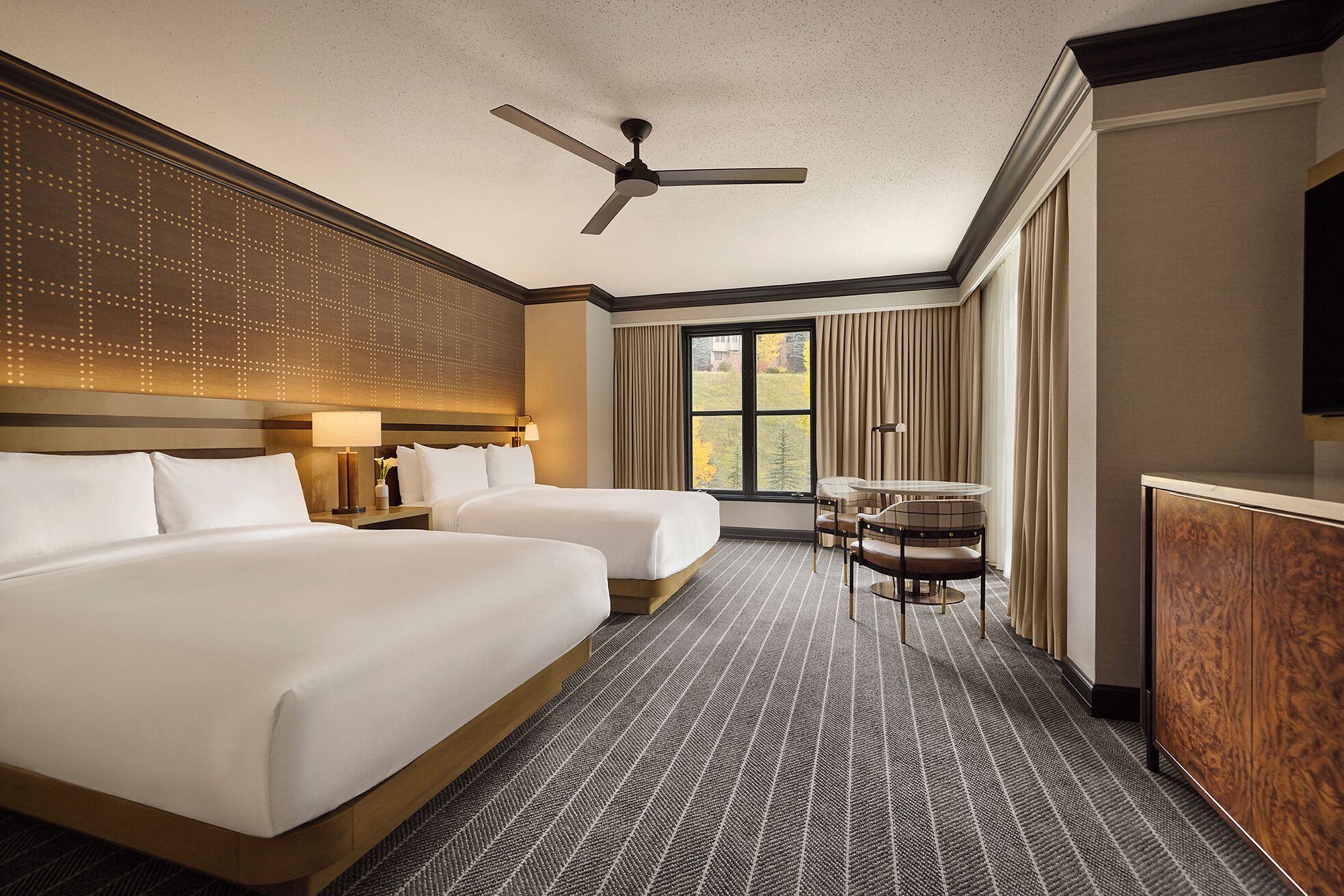 Egyptian cotton sheets, premium bedding, down comforters, pillowtop beds