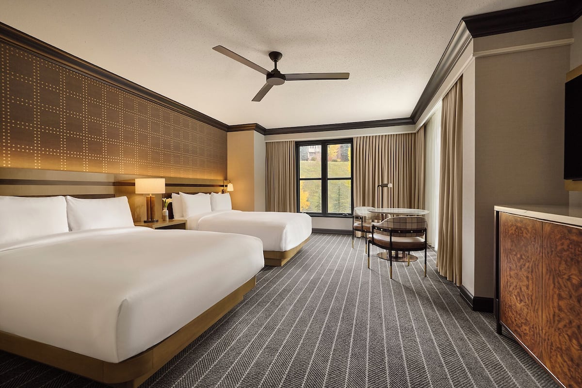 Egyptian cotton sheets, premium bedding, down comforters, pillowtop beds