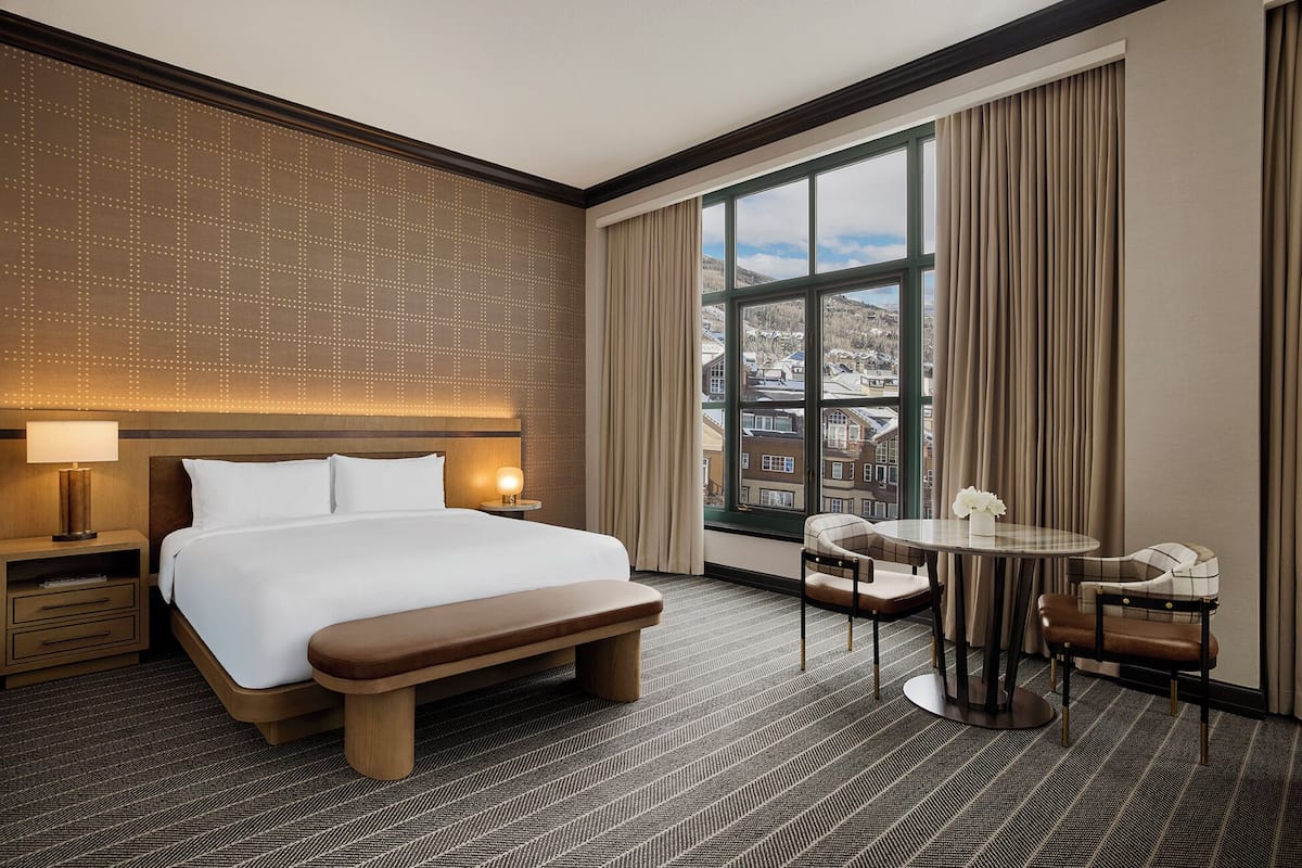 Suite (Mount Lincoln) | Egyptian cotton sheets, premium bedding, down comforters, pillowtop beds