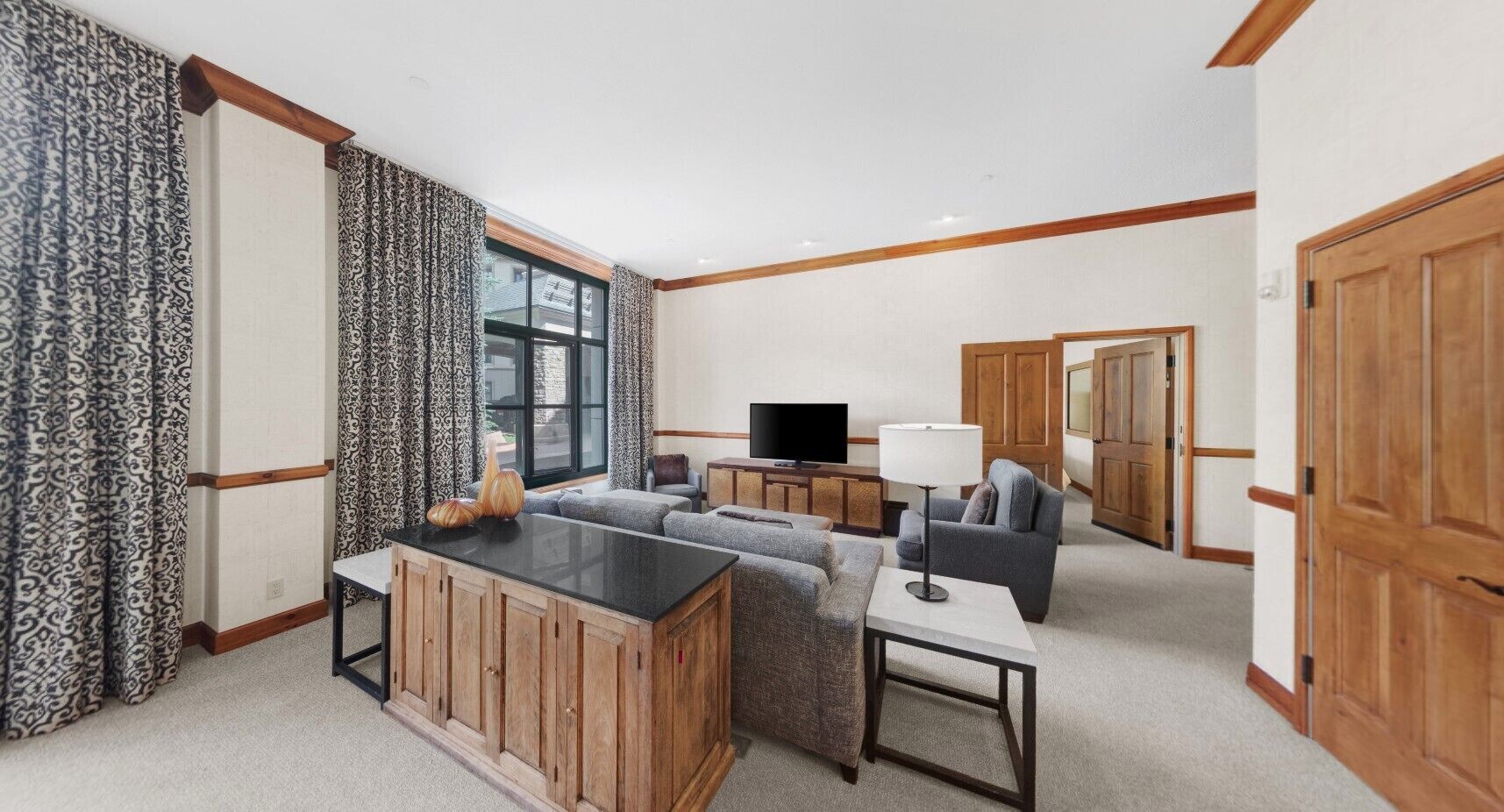 suite (mount powell) | egyptian cotton sheets, premium bedding, down duvets, pillow-top beds