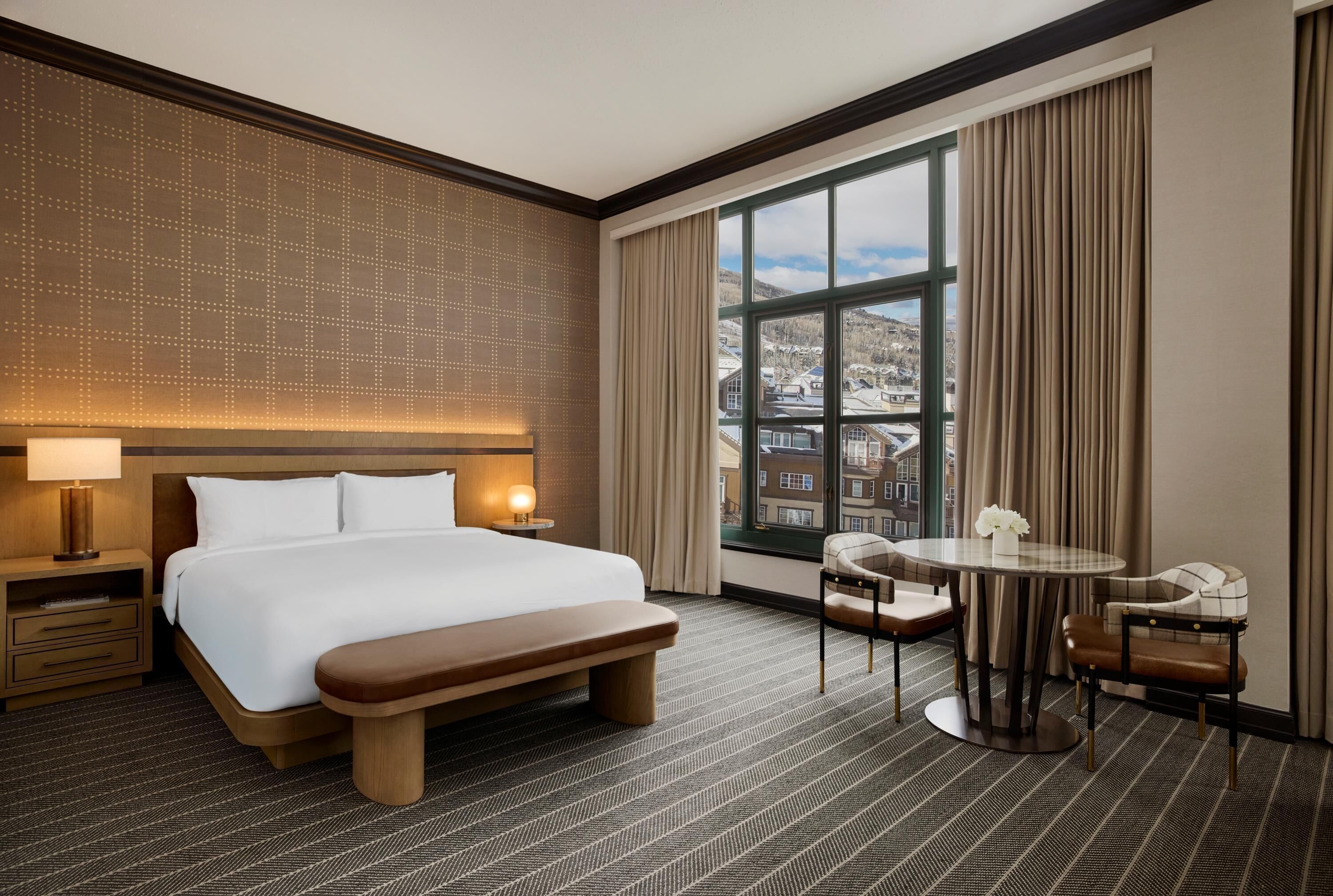 Suite (Mount Lincoln) | Egyptian cotton sheets, premium bedding, down comforters, pillowtop beds