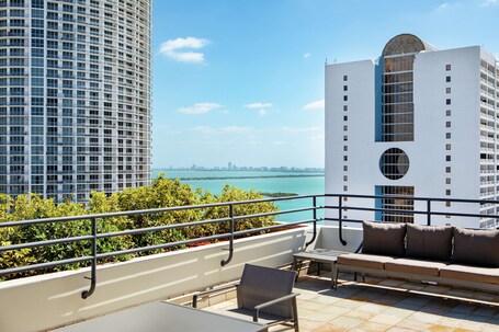 Hilton Miami Downtown - Image 17