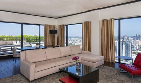 Hilton Miami Downtown - Image 34