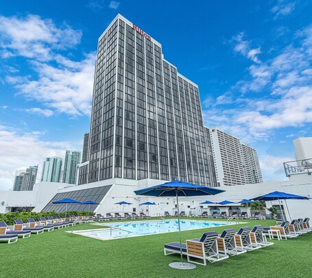 Hilton Miami Downtown - Image 16