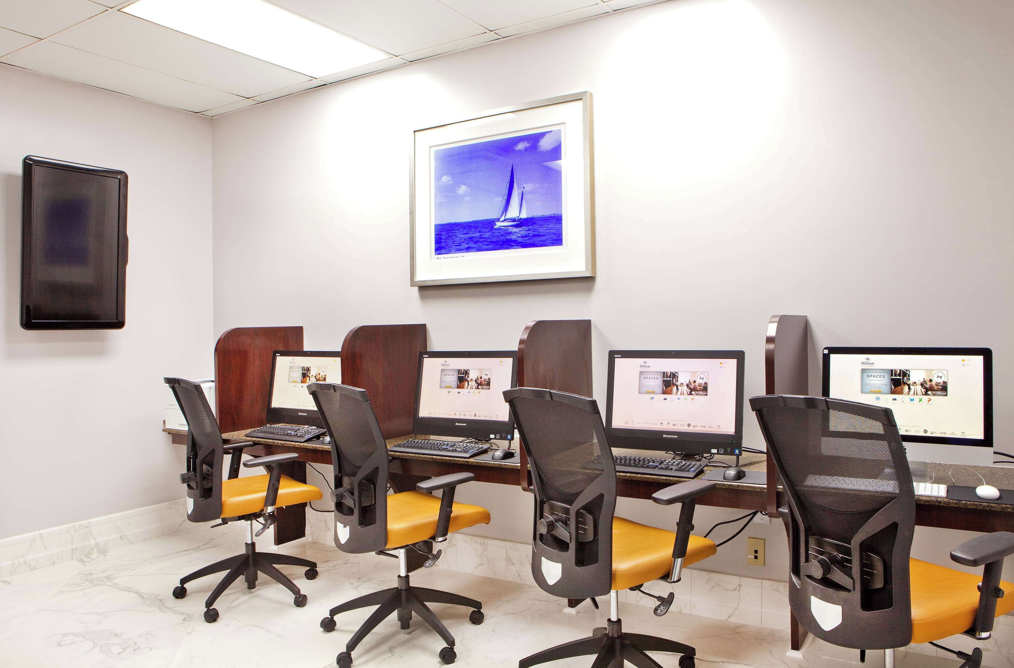 Photo - Hilton Miami Downtown