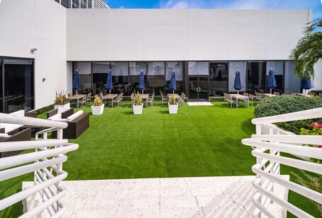 Hilton Miami Downtown - Image 69