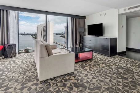 Hilton Miami Downtown - Image 37
