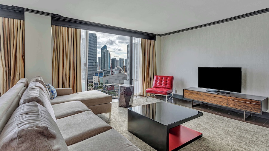 Hilton Miami Downtown
