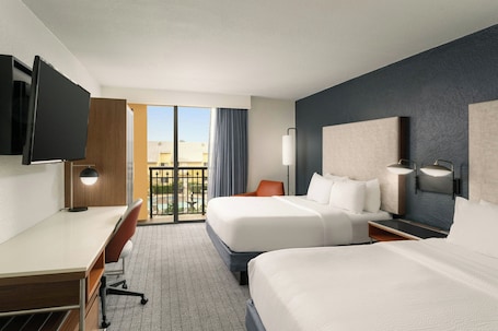 Desk, iron/ironing board, free cribs/infant beds, free WiFi. Courtyard by Marriott Boynton Beach