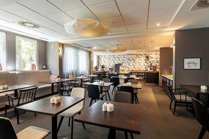 Daily buffet breakfast (EUR 21 per person)