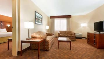 Suite, 1 Bedroom, Non Smoking | Premium bedding, desk, laptop workspace, soundproofing