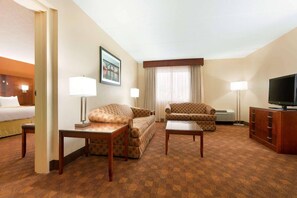 Suite, 1 Bedroom, Non Smoking | Premium bedding, desk, laptop workspace, soundproofing - Radisson Hotel Akron/Fairlawn (Akron)