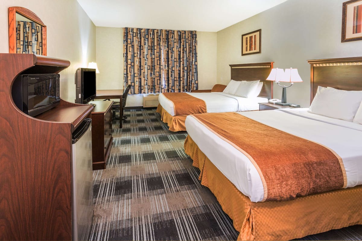 In-room safe, desk, blackout drapes, iron/ironing board