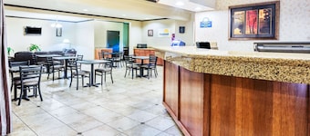 Days Inn & Suites by Wyndham Vancouver