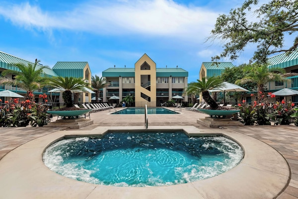 Outdoor pool, open 10:00 AM to 10:00 PM, pool umbrellas, sun loungers