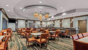 Desayuno buffet incluido todos los días
