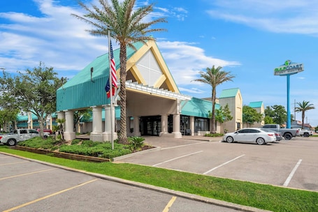 Exterior. Best Western Seaway Inn