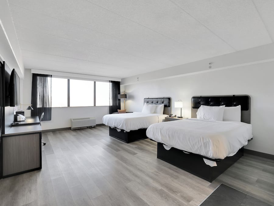 Desk, laptop workspace, iron/ironing board, free cots/infant beds