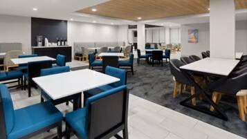 Colazione a buffet inclusa, servita tutte le mattine