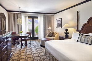 1 King Bed, Camelback View Room | Premium bedding, pillowtop beds, minibar, in-room safe - Omni Scottsdale Resort & Spa at Montelucia (Paradise Valley)