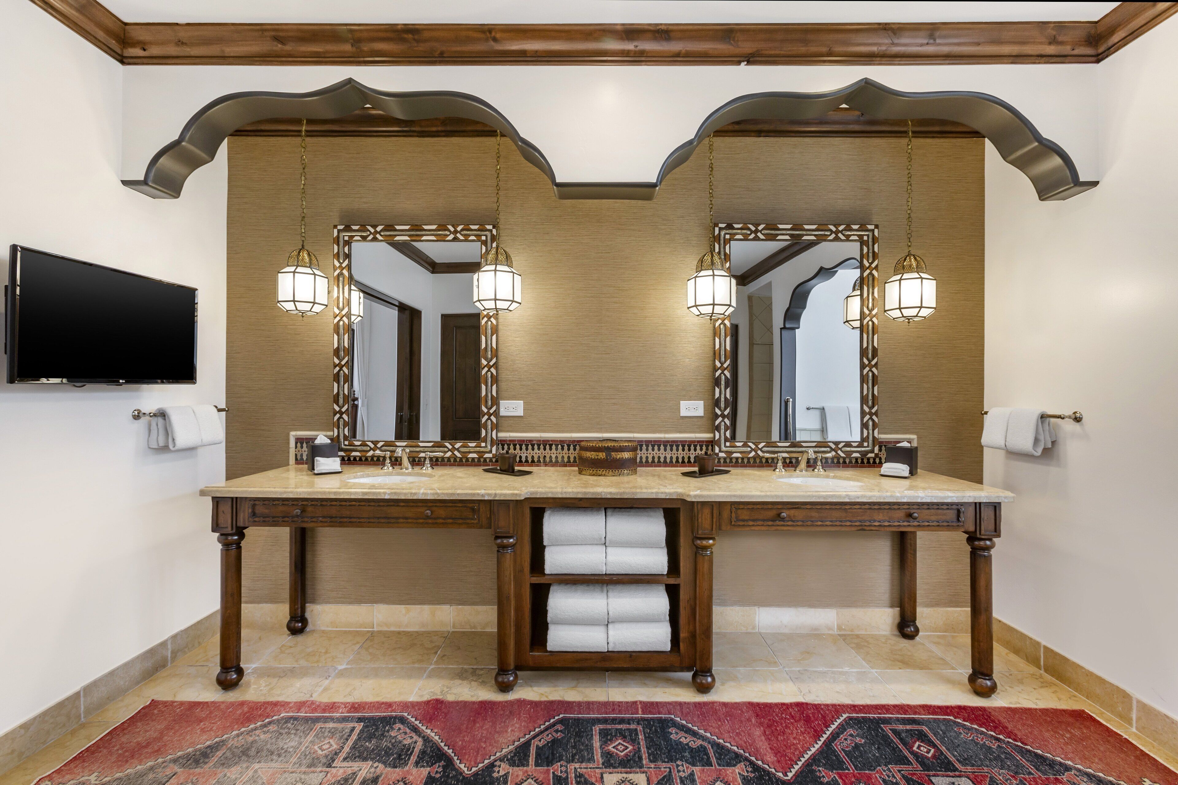 premium bedding, pillow-top beds, minibar, in-room safe