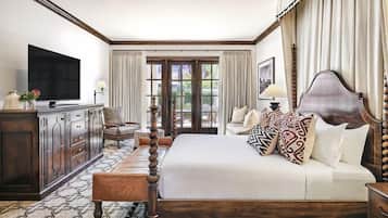 Premium bedding, pillow-top beds, minibar, in-room safe
