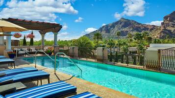 3 outdoor pools, open 5:00 AM to 10:00 PM, cabanas (surcharge)