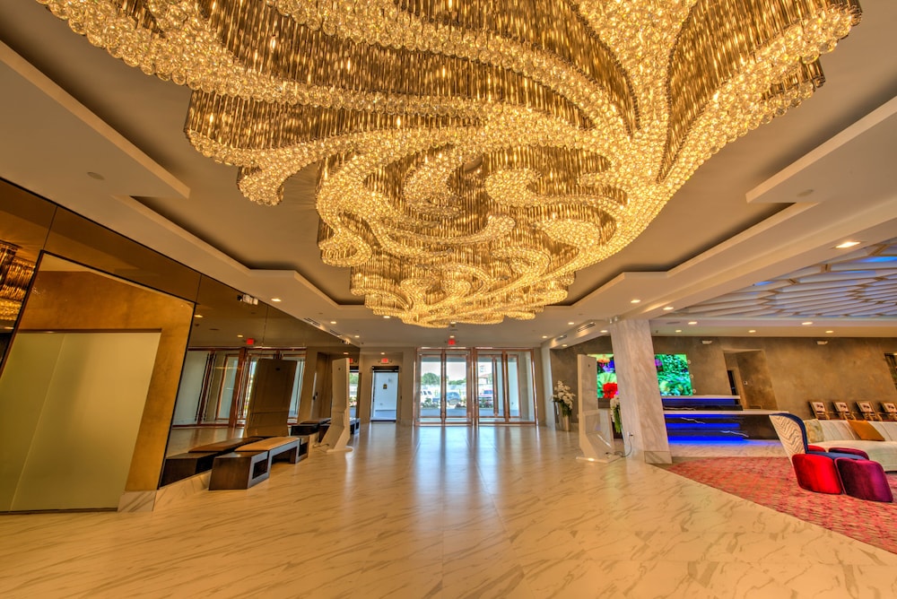 The Grand Tuscany by null