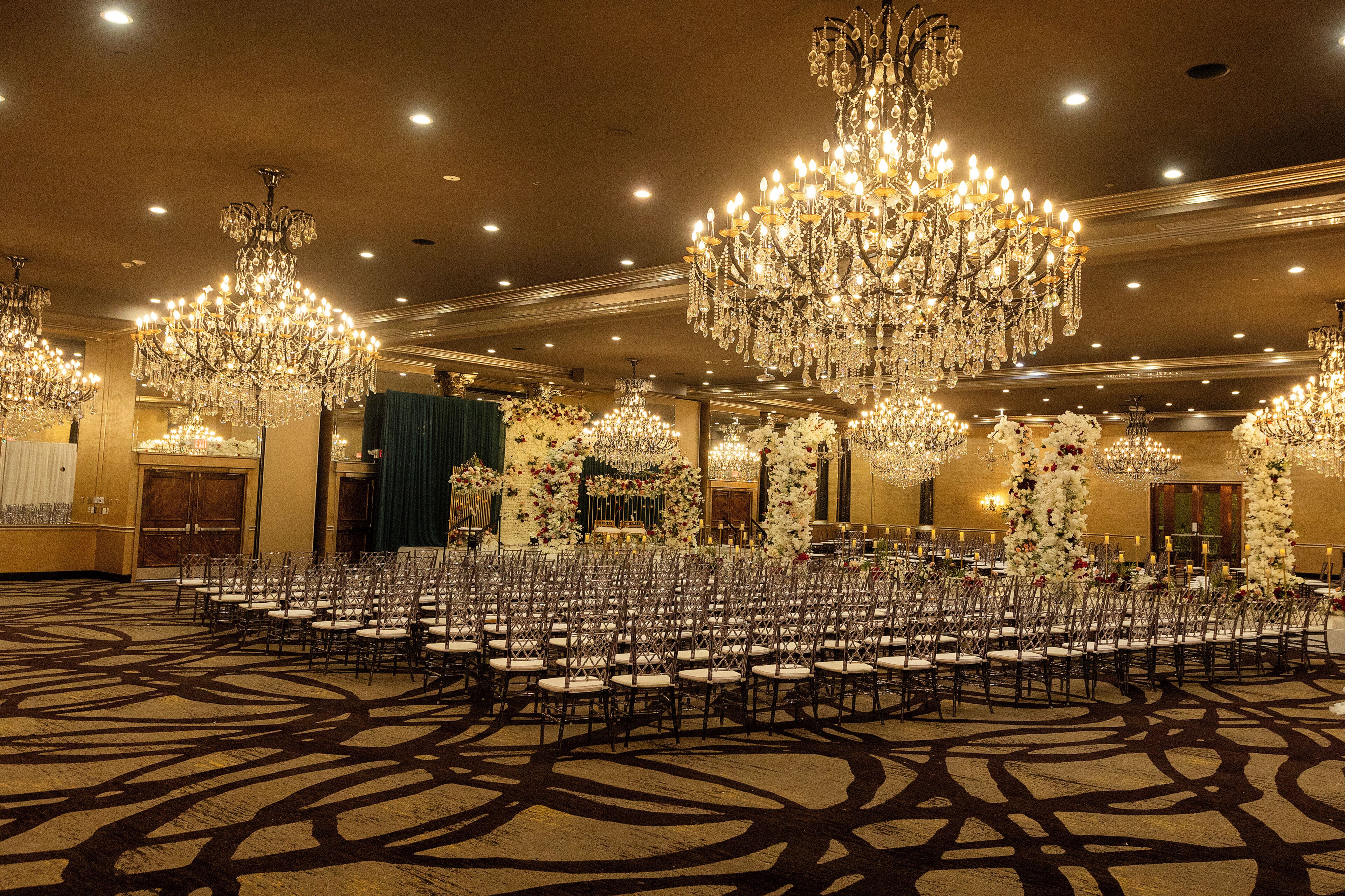 Desayuno completo todos los días (con cargo) 