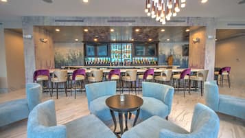 Café da manhã, almoço e jantar