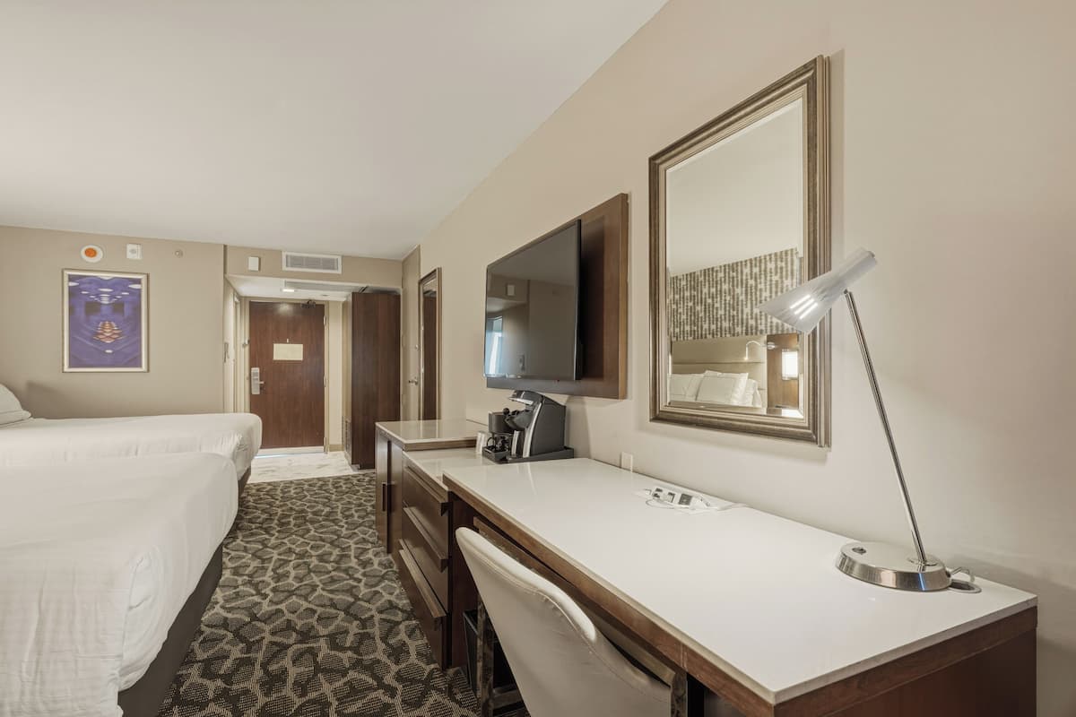 Couette en duvet d'oie, surmatelas, coffres-forts dans les chambres