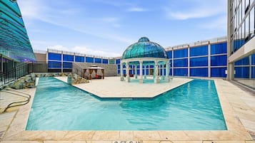 Außenpool (je nach Saison geöffnet), Cabañas (gegen Gebühr)