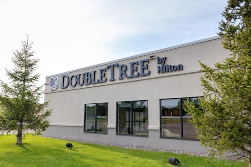 DoubleTree by Hilton Austin, MN
