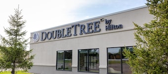 DoubleTree by Hilton Austin, MN