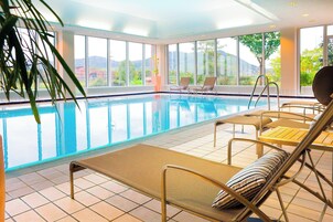 Una piscina techada