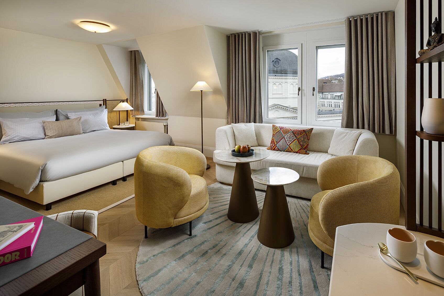 1 bedroom, hypo-allergenic bedding, down duvets, minibar