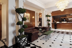 Lobby - The Chesterfield Mayfair (London)