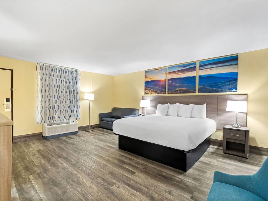 Studiosuite, 1 King-Bett, Nichtraucher | Hochwertige Bettwaren, Zimmersafe, Schreibtisch, Bügeleisen/Bügelbrett