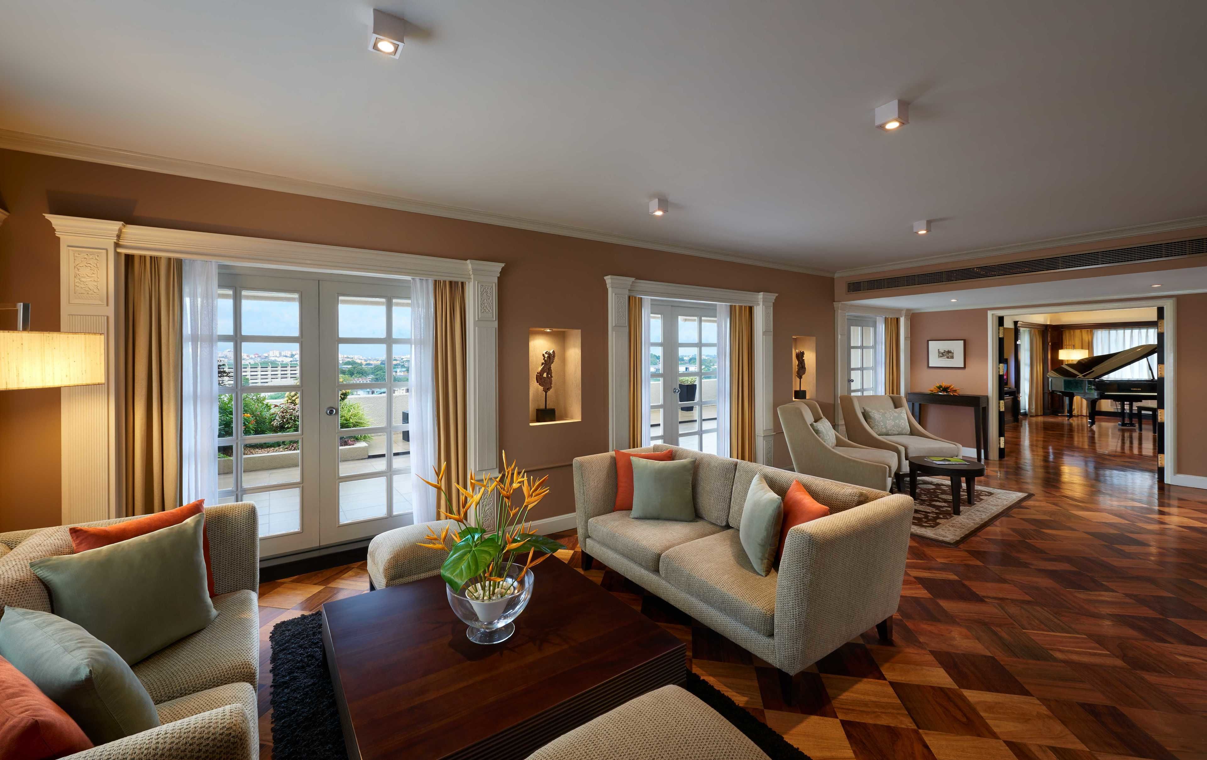 Photo - Cinnamon Lakeside