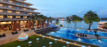 Cinnamon Lakeside Colombo