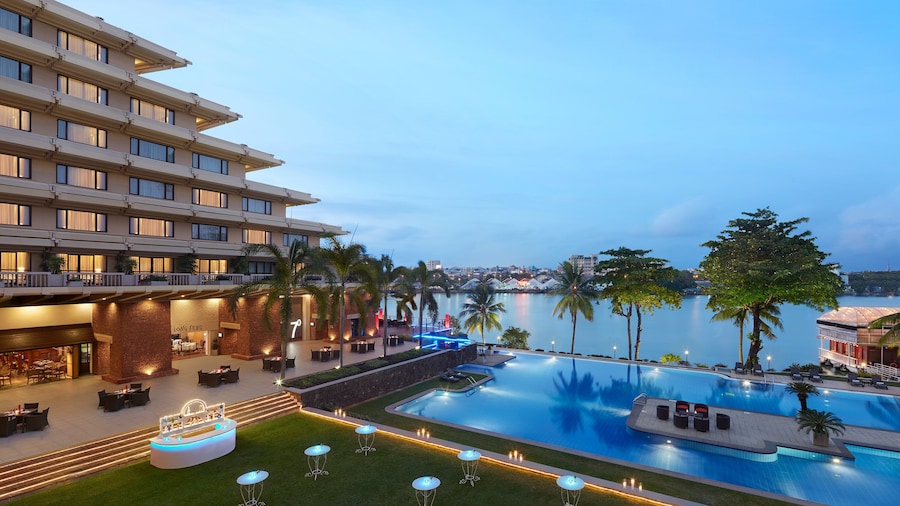 Cinnamon Lakeside Colombo