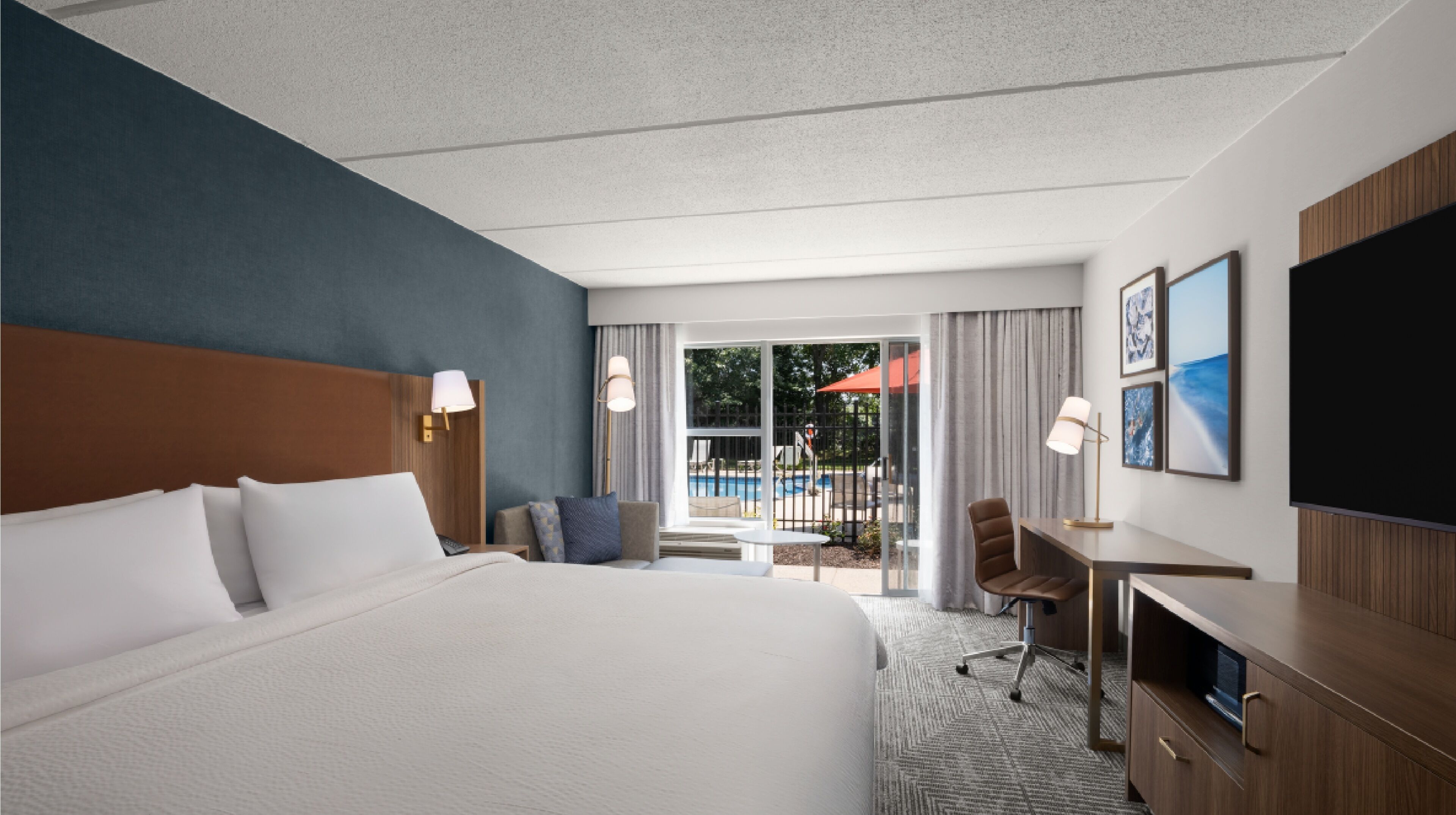 Standard Room, 1 King Bed, Pool View | Premium bedding, pillowtop beds, desk, blackout drapes