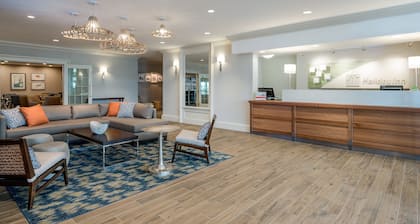 Holiday Inn South Kingstown (Newport Area) by IHG