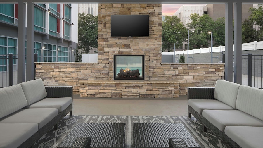 Courtyard by Marriott Columbia Downtown at USC