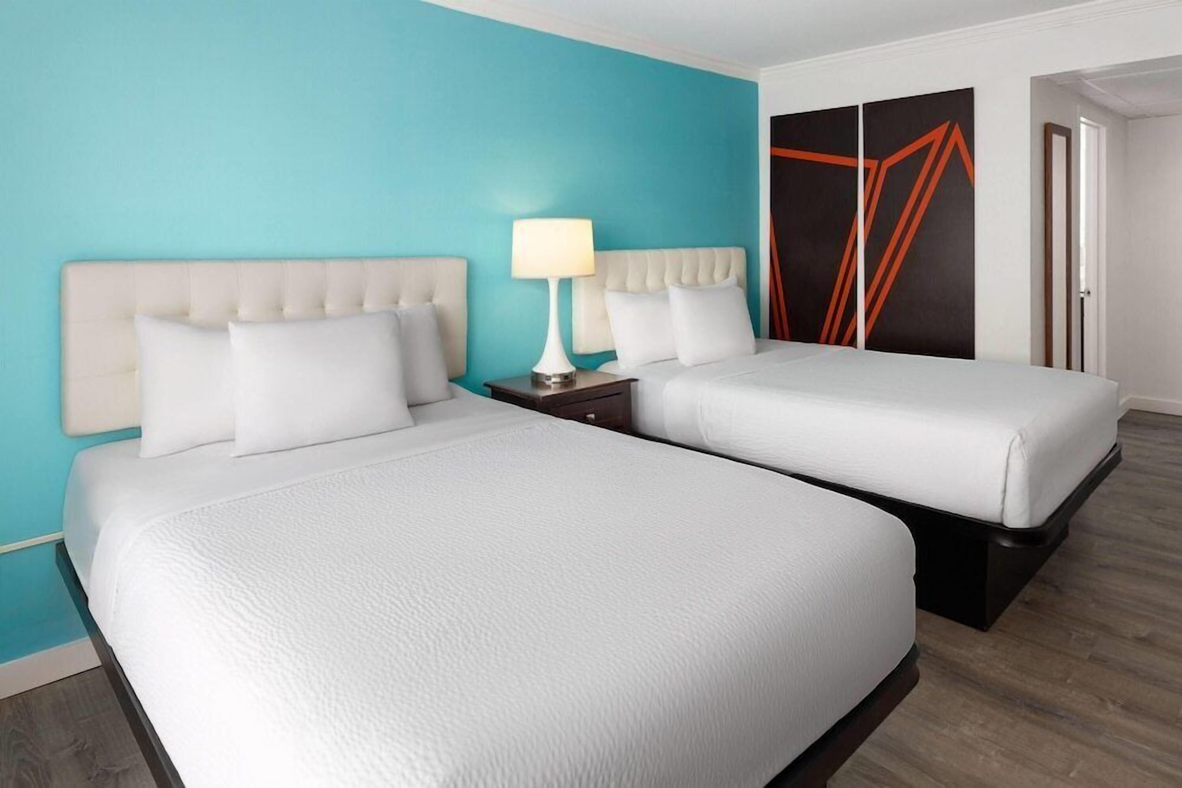 Premium bedding, in-room safe, desk, blackout curtains