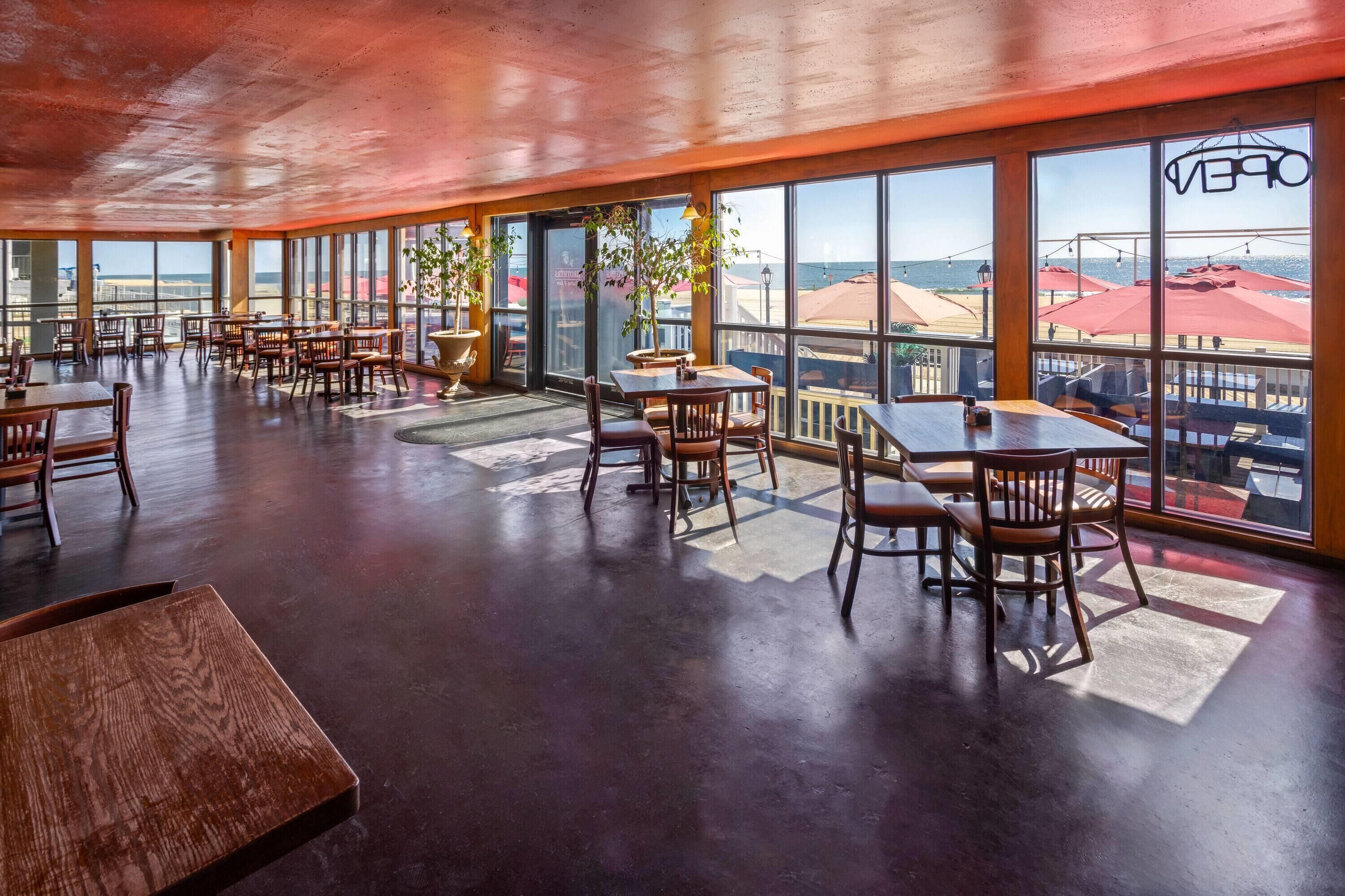 breakfast, lunch and dinner served